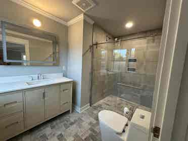 Room in Mount Pleasant