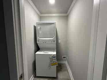 Room in Mount Pleasant