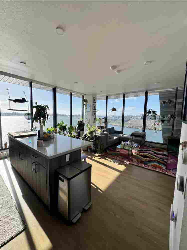 Private room for rent in Oakland