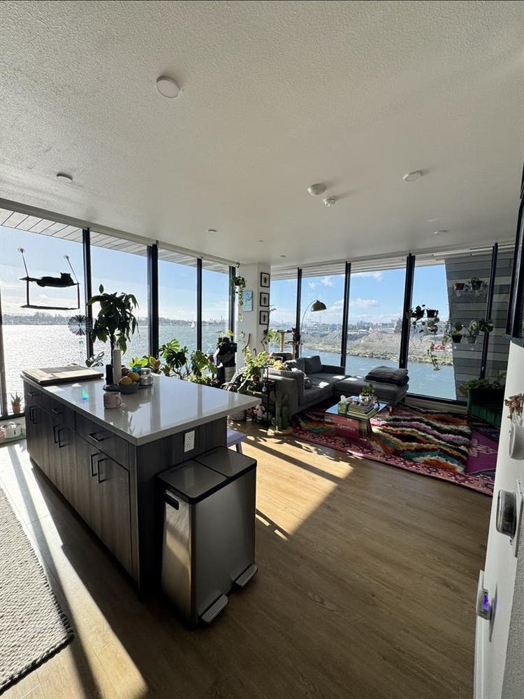 Private room for rent in Oakland