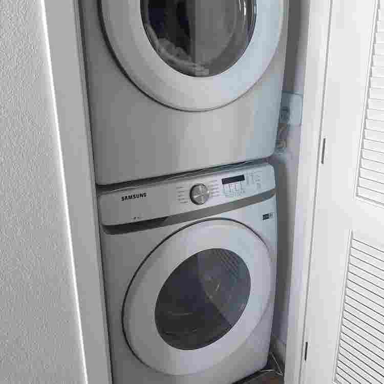 Private room for rent in Oakland