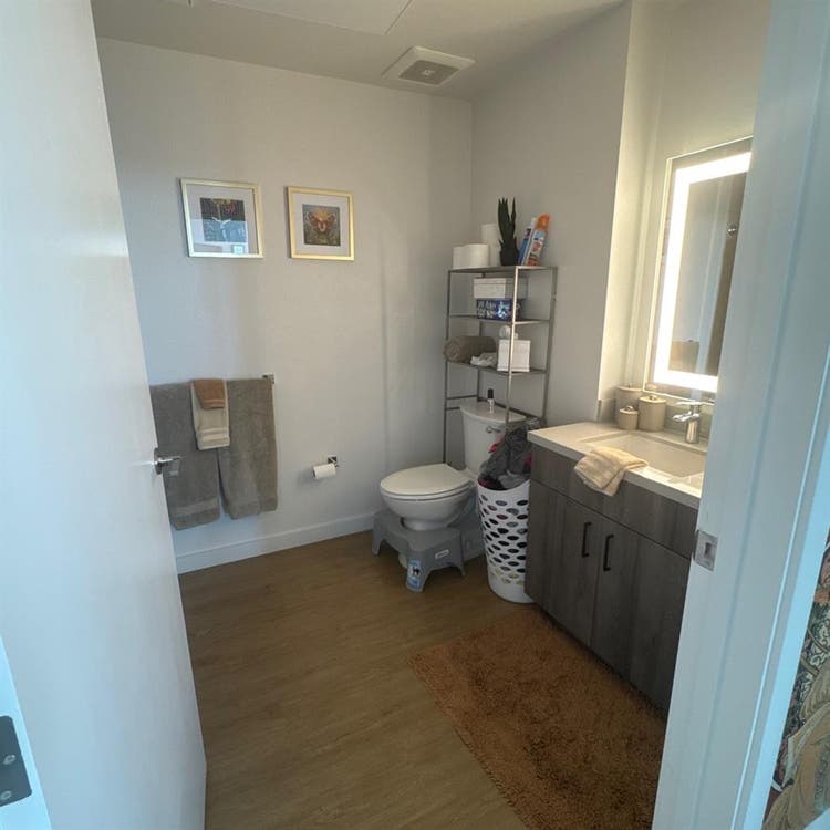 Private room for rent in Oakland