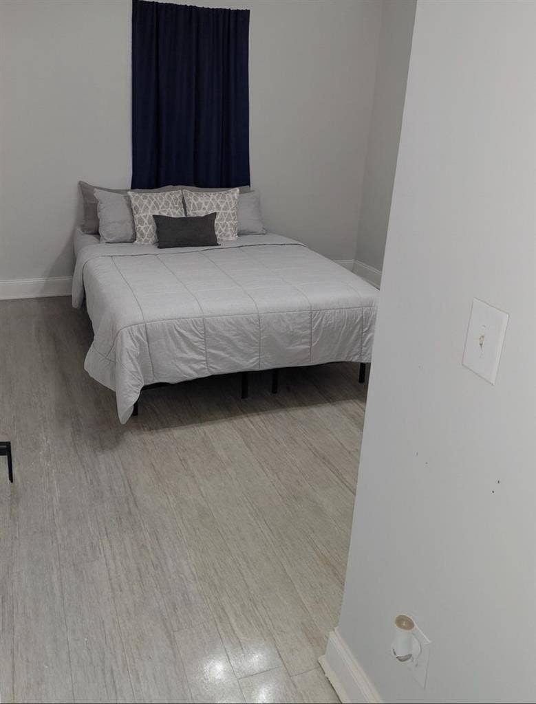 Private BATH - Walk in closet