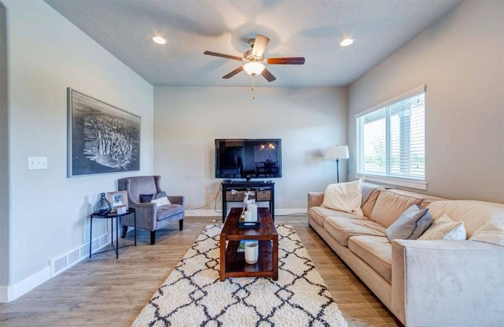 4 bedroom apartment
