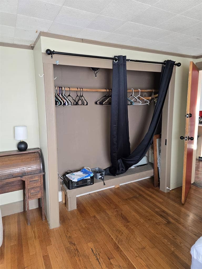 Room for rent