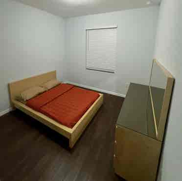 Very nice bedroom all included