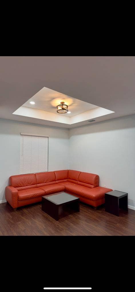 Room
 available in nice house