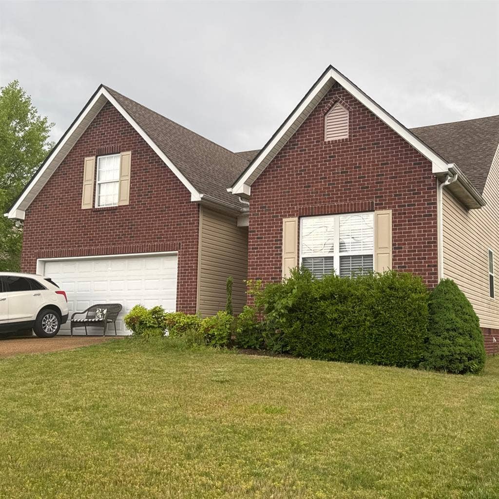 Private Bonus Rm w/utilities $