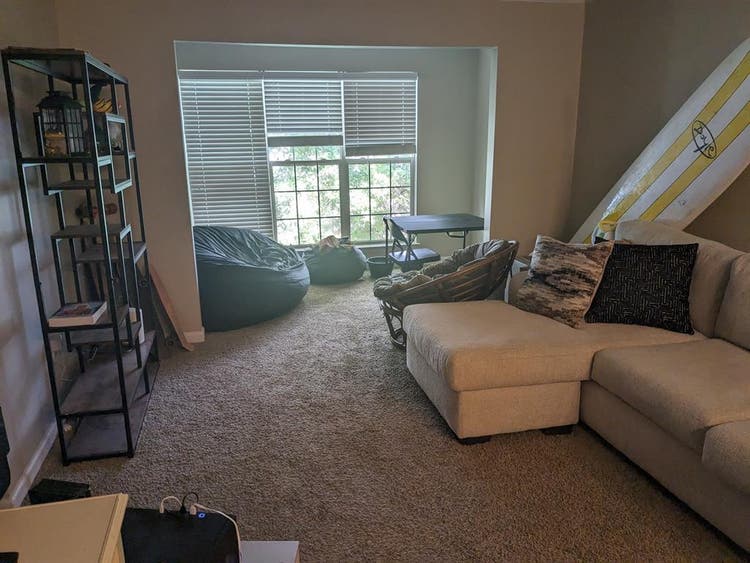 Need new roommate- Riverland Woods