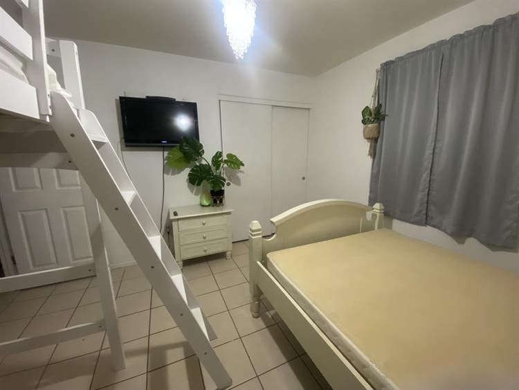 Cozy room in North Central Phoenix