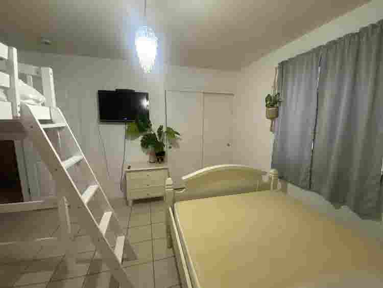 Cozy room in North Central Phoenix