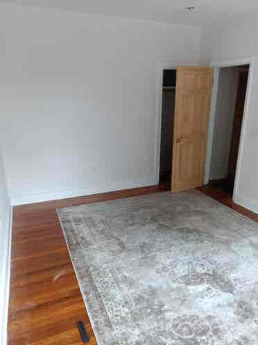 QUALITY APARTMENT IN QUALITY BLDNG