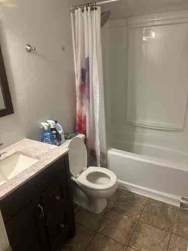 Room for rent Brentwood! Clean&Safe