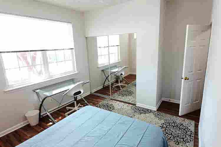 Spacious Room For Rent!