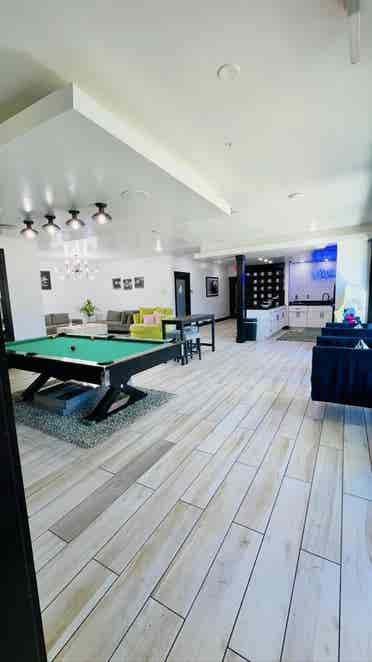 Move in fully furnished/bedroom.
