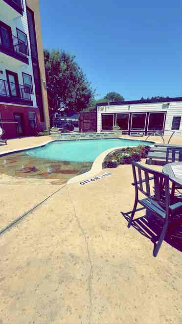Move in fully furnished/bedroom.