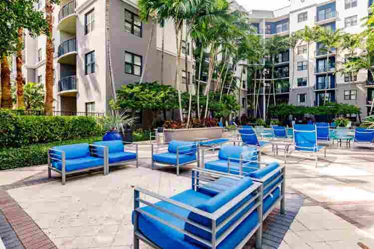 All inclusive room+bath