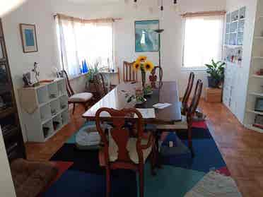 Nice room in a nice home