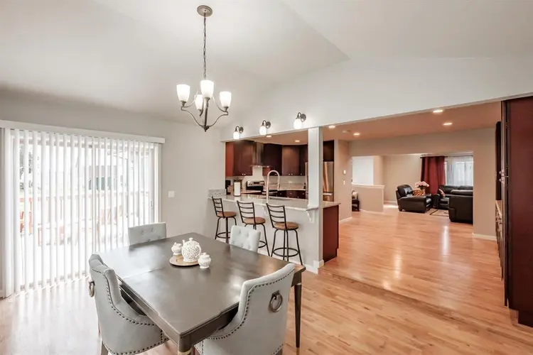 Master Bedroom-Couples Welcome