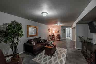 Master Bedroom-Couples Welcome