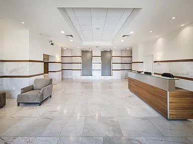 🏙️Luxury Living at Liberty Harbor!