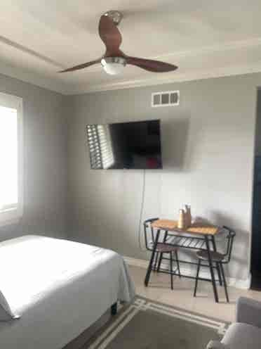 2 Furnished Bedroom Unit