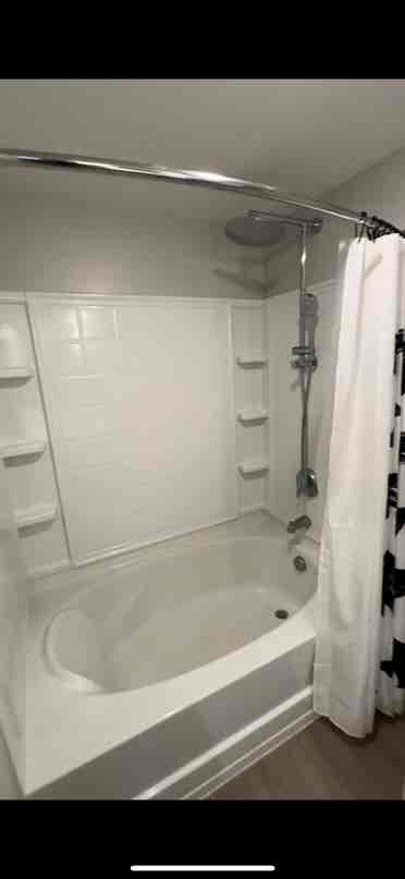 SUBLEASE RENT SPECIAL