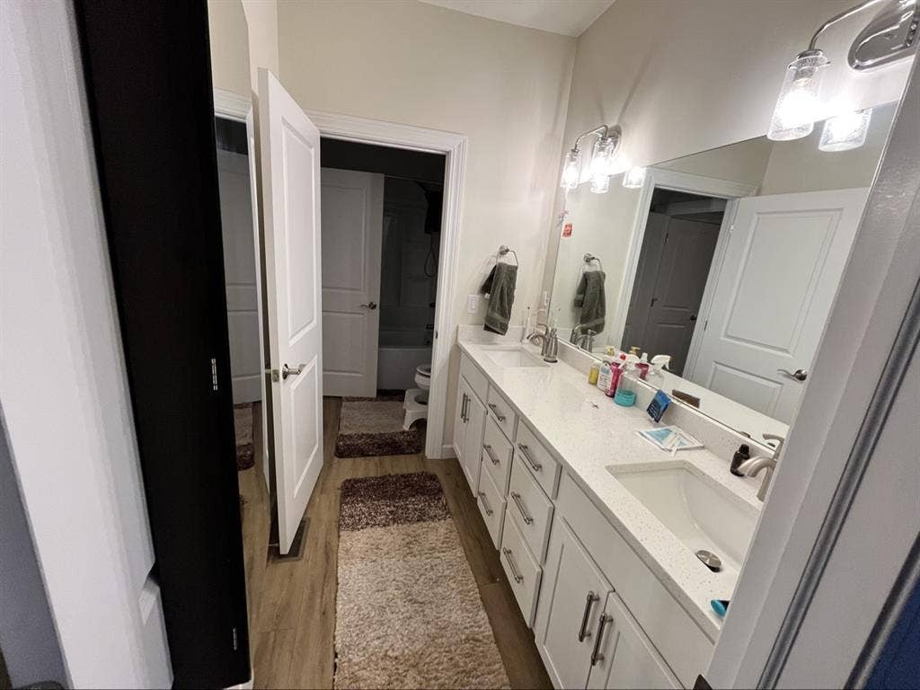 New Build w/ private br/ba/basement