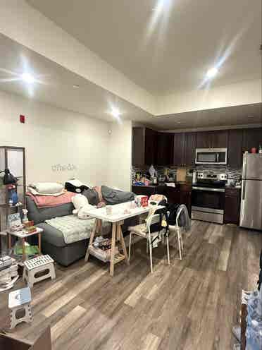 Sublease at Eleanor