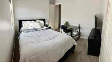 1 bedroom/private bathroom