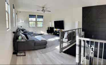1 bedroom/private bathroom
