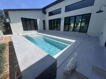 Room in Luxe Home - Utilities Incl