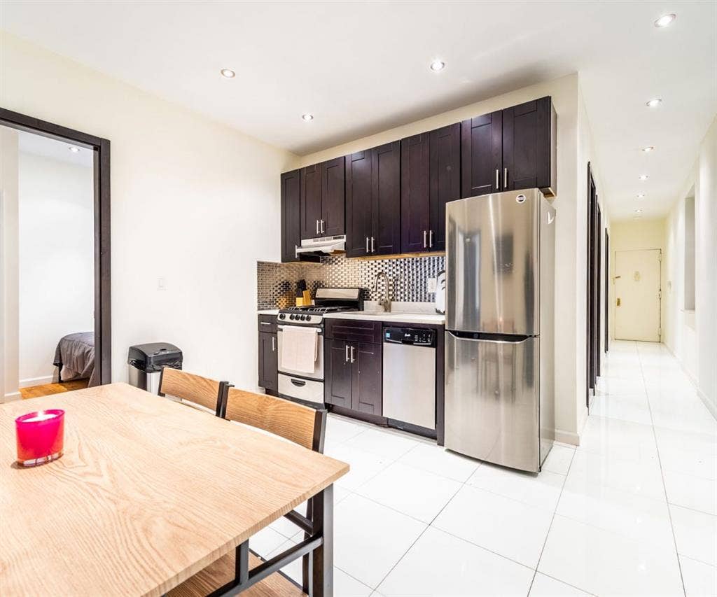 💜 Furnished SUBLET in UWS 💜