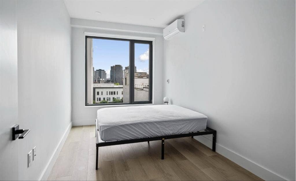1BR for rent th St. Luxury
