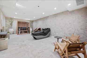 1BR for rent th St. Luxury