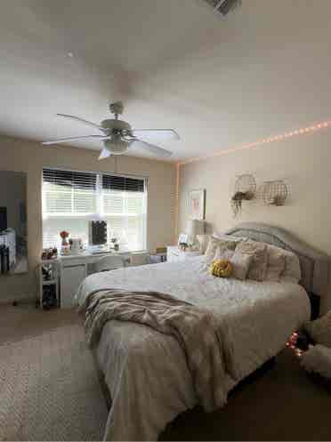 Summer sublease /lease takeover