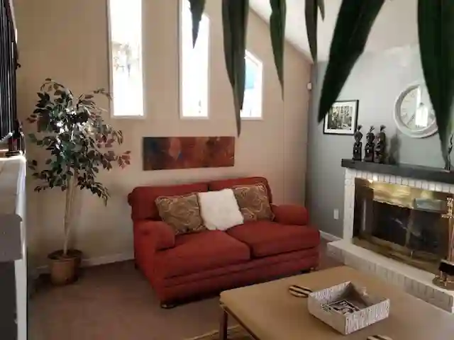 Tranquil Townhouse n Stone Mountain