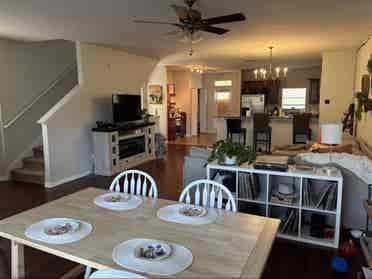 Large Room in cute female townhome