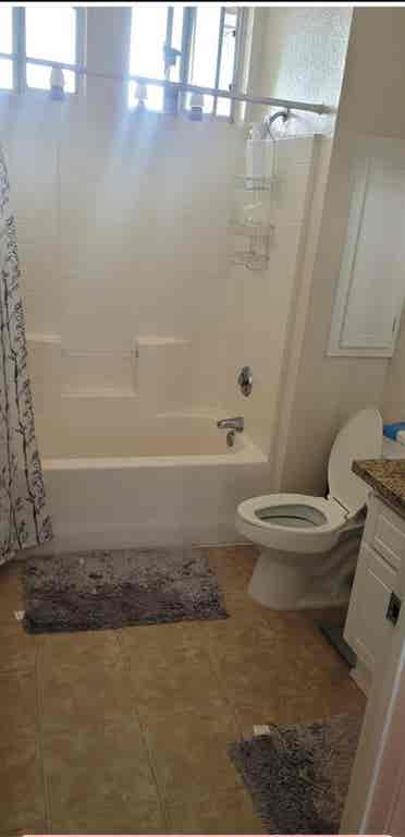 Beautiful large furnished room
