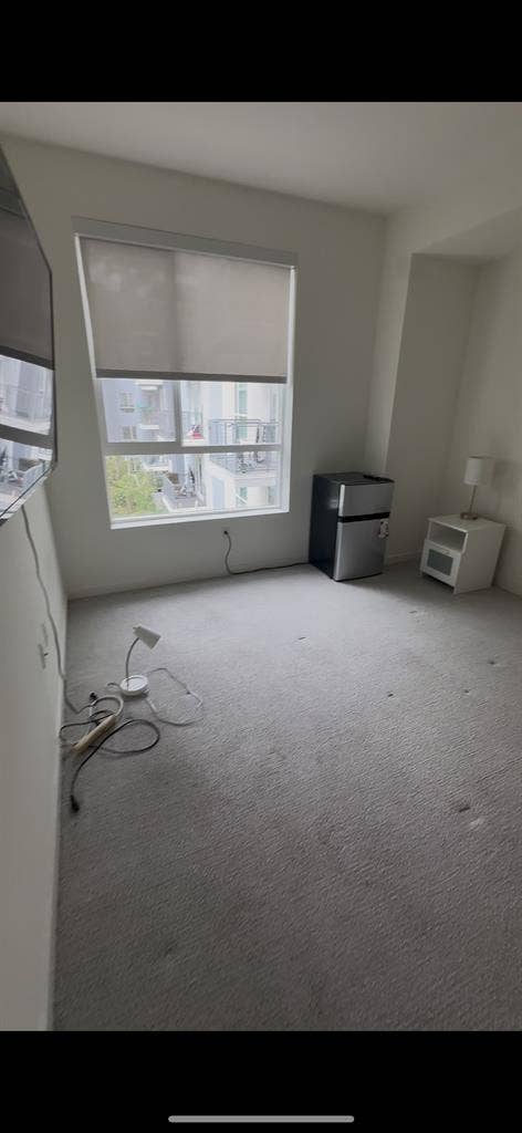 Furnished b
for rent in DTLA!