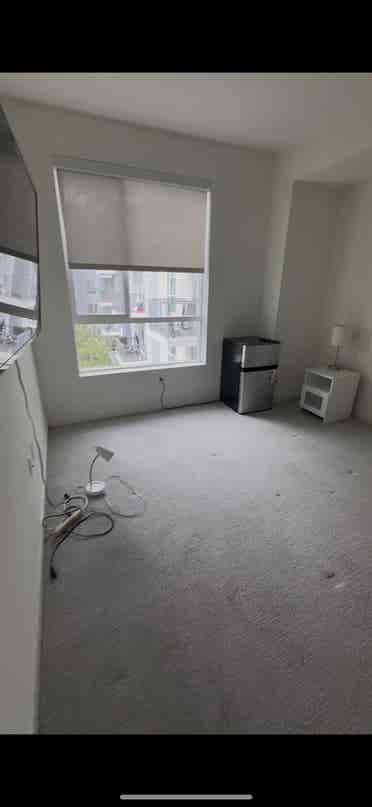 Furnished b
 for rent in DTLA!
