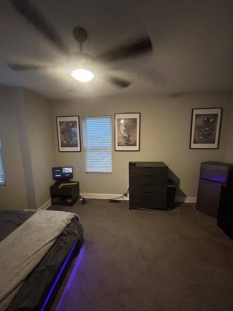 Spacious Bedroom for rent