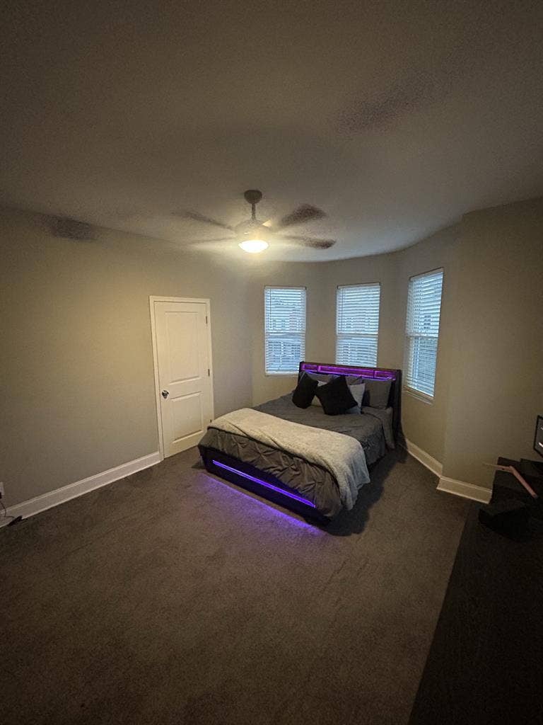 Spacious Bedroom for rent