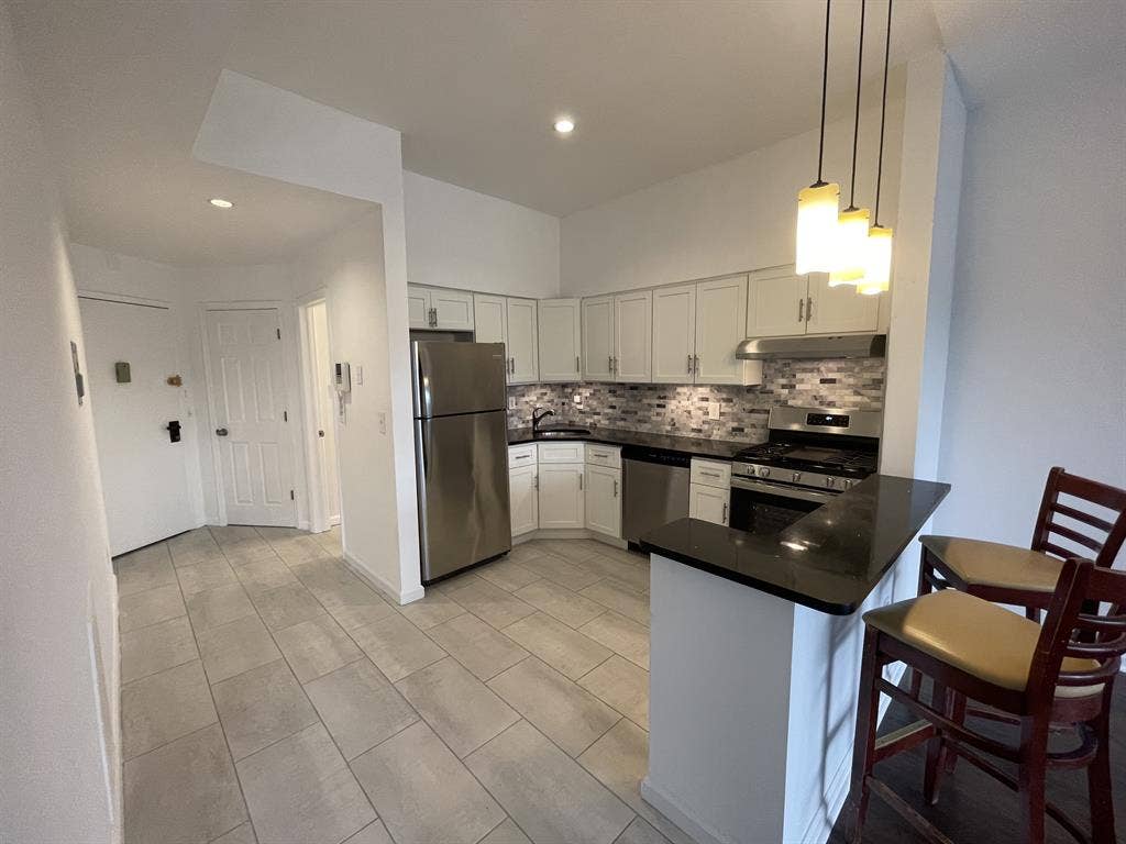 6 Month Short Term Rental