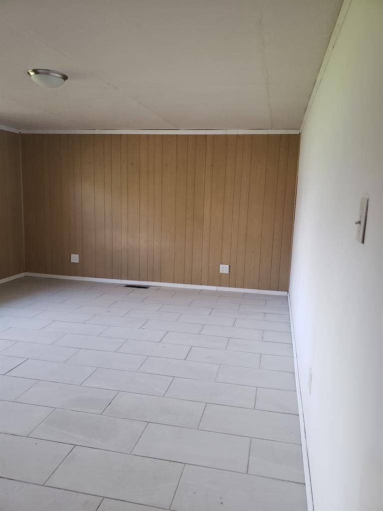 Spacious room available