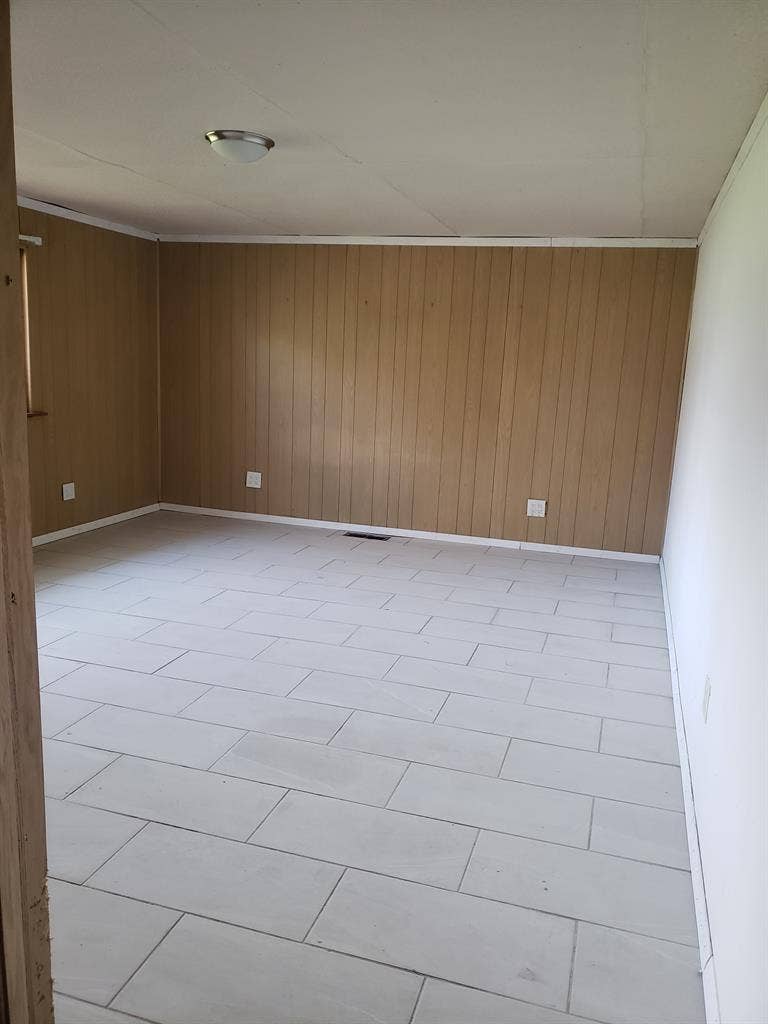 Spacious room available