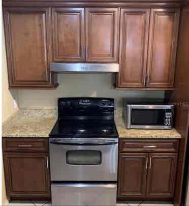 1 Room for rent on a 3-bedroom home