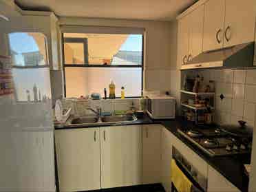 Ensuite room available
