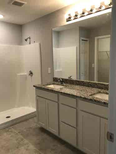 Master Bedroom w/ Private Bathroom