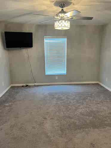 Master Bedroom w/ Private Bathroom